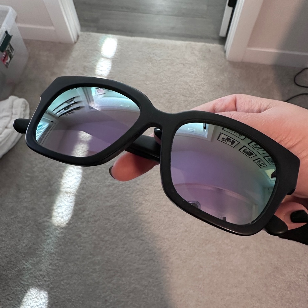 DIFF Bella II Sunglasses